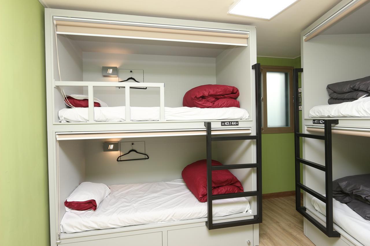 Daegu Midtown Hostel Ngoại thất bức ảnh